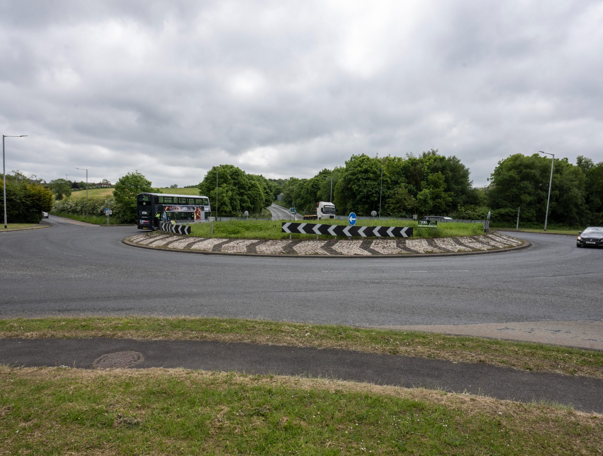 Photograph showing Coundon Gate Road about on A688